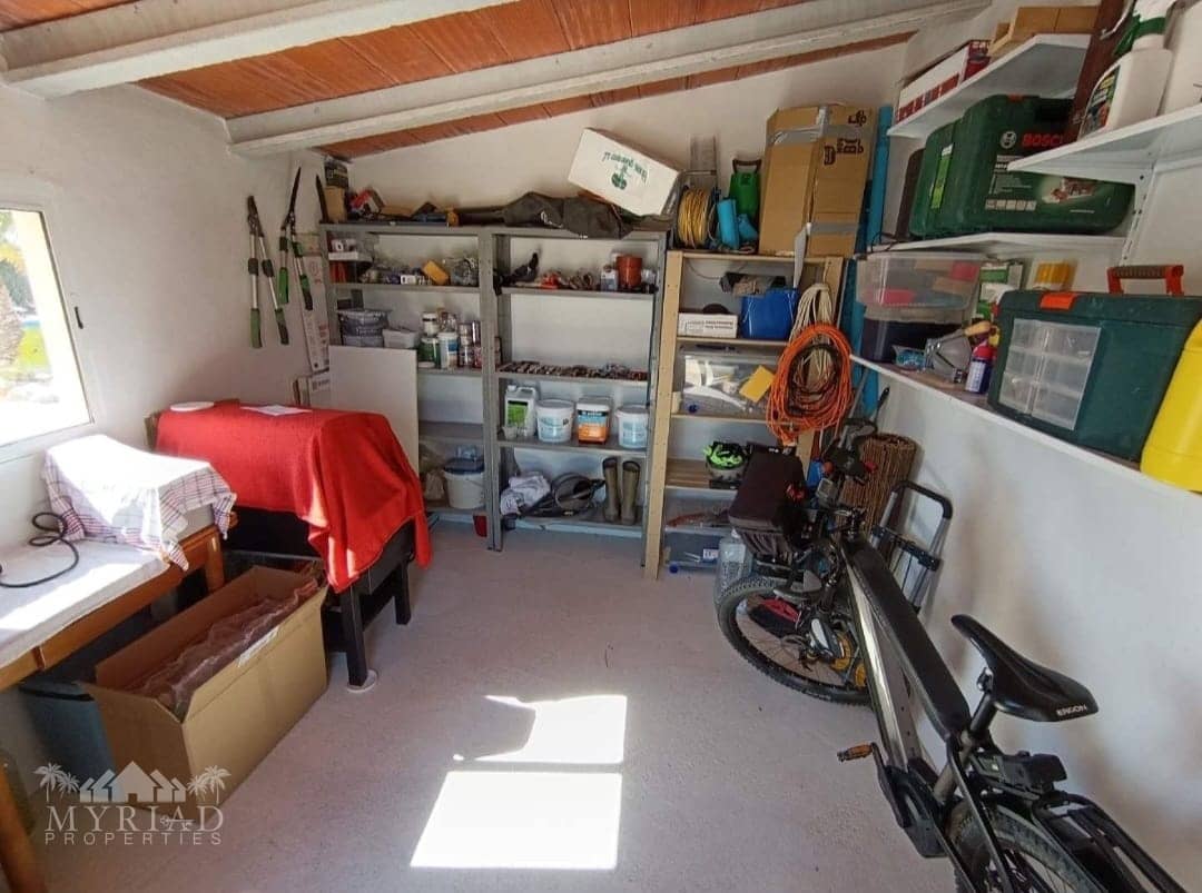 3 makuuhuone Huvila myytävänä paikassa Macisvenda - 349 995 € (Ref: 10031461)