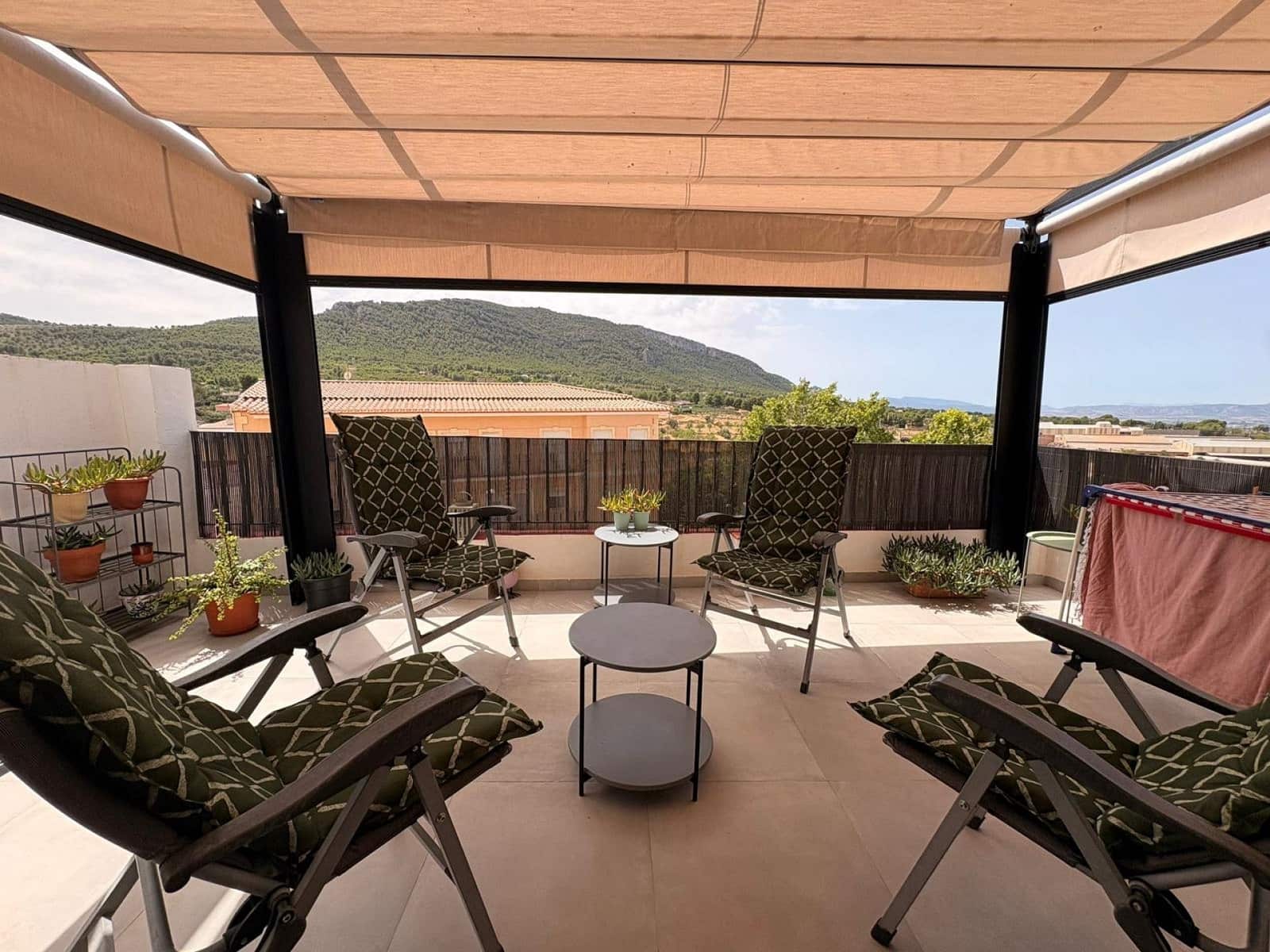 4 Zimmer Apartment zu verkaufen in Biar mit Garage - 279.000 € (Ref: 10034887)