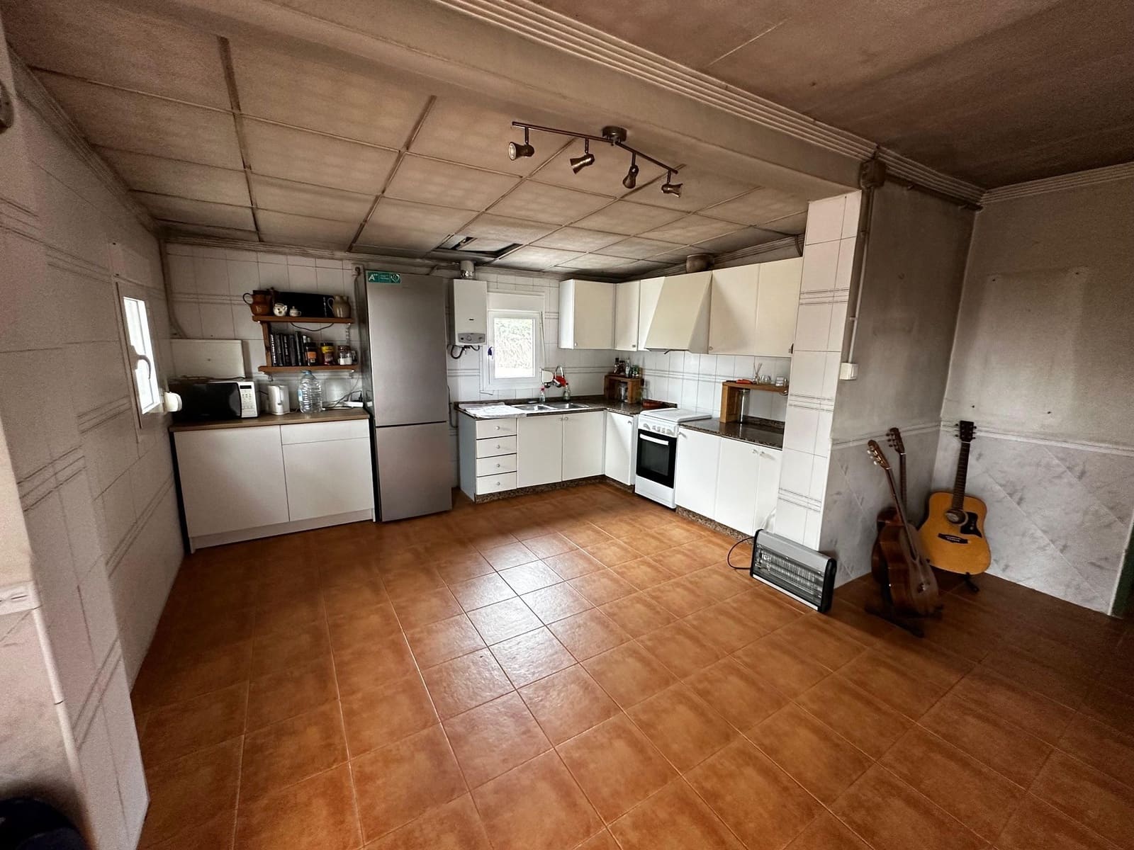 4 soveværelse Villa til salg i Yecla med swimmingpool - € 129.995 (Ref: 10040206)