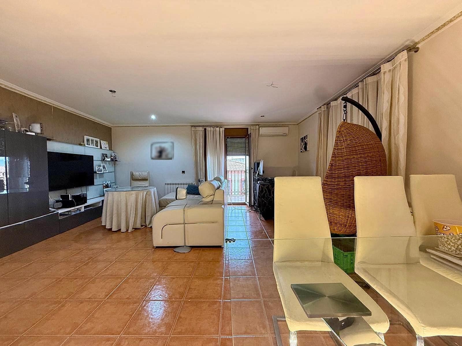 3 bedroom Townhouse for sale in Pinoso with garage - € 339,995 (Ref: 10040208)