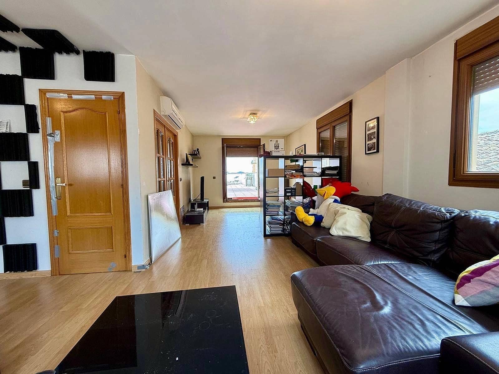 3 bedroom Townhouse for sale in Pinoso with garage - € 339,995 (Ref: 10040208)