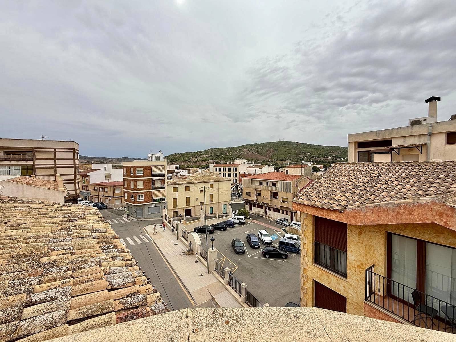 3 bedroom Townhouse for sale in Pinoso with garage - € 339,995 (Ref: 10040208)
