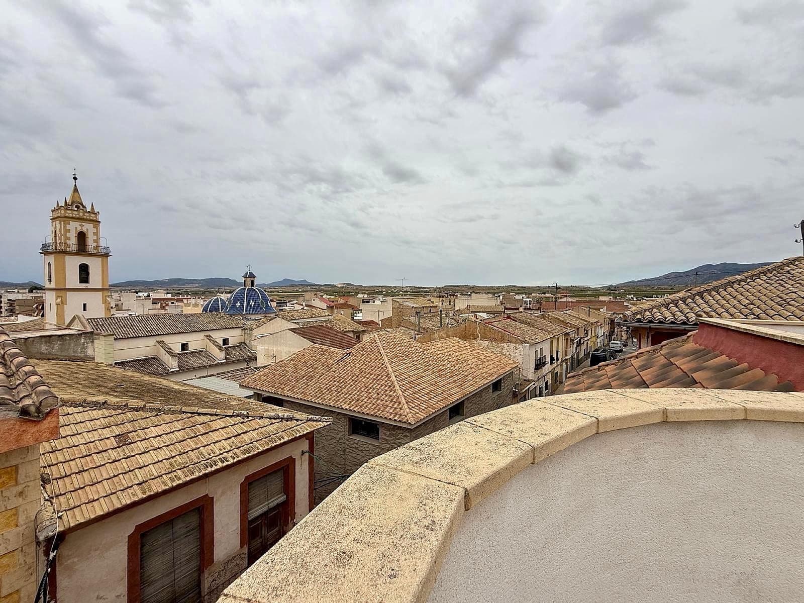 3 bedroom Townhouse for sale in Pinoso with garage - € 339,995 (Ref: 10040208)