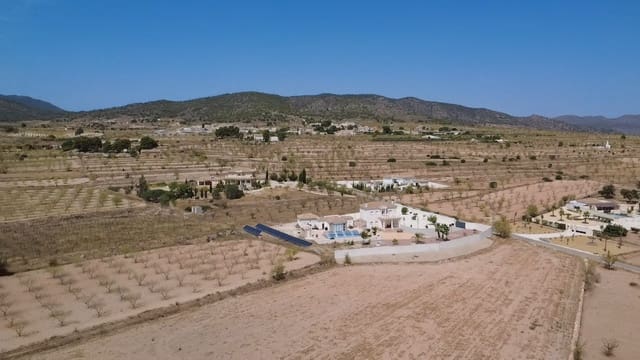 5 camera da letto Villa in vendita in Pinoso con piscina garage - 749.995 € (Rif: 10047650)