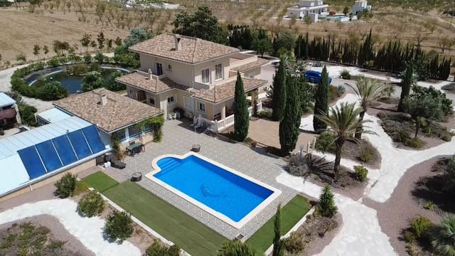 5 camera da letto Villa in vendita in Pinoso con piscina garage - 749.995 € (Rif: 10047650)