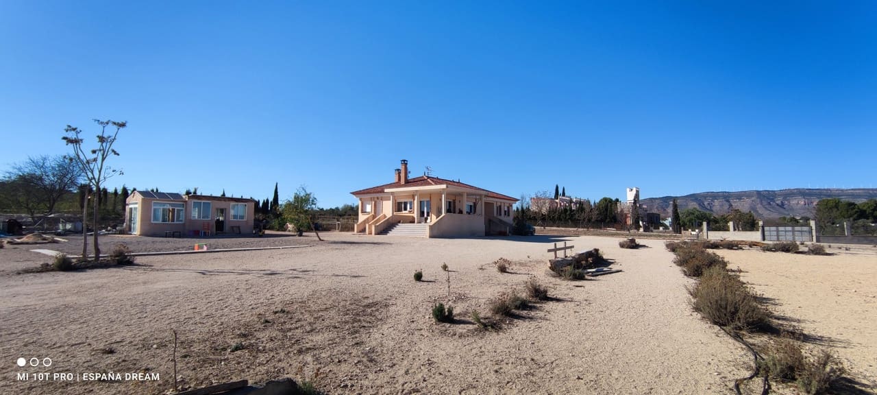 3 camera da letto Villa in vendita in Caudete con garage - 339.900 € (Rif: 10047651)