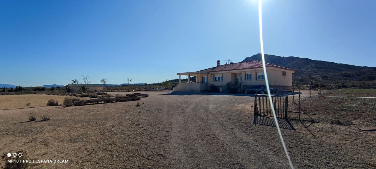 3 camera da letto Villa in vendita in Caudete con garage - 339.900 € (Rif: 10047651)