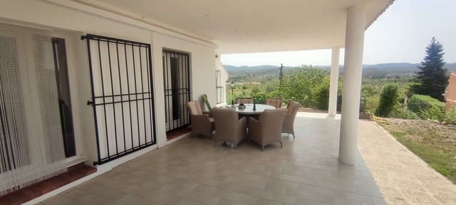 9 soverom Kommersiell til salgs i Ayora med svømmebasseng garasje - € 549 995 (Ref: 10047653)