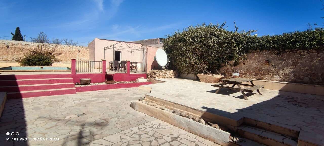 6 soverom Finca/Herregård til salgs i Monovar / Monover med svømmebasseng garasje - € 164 995 (Ref: 10047655)