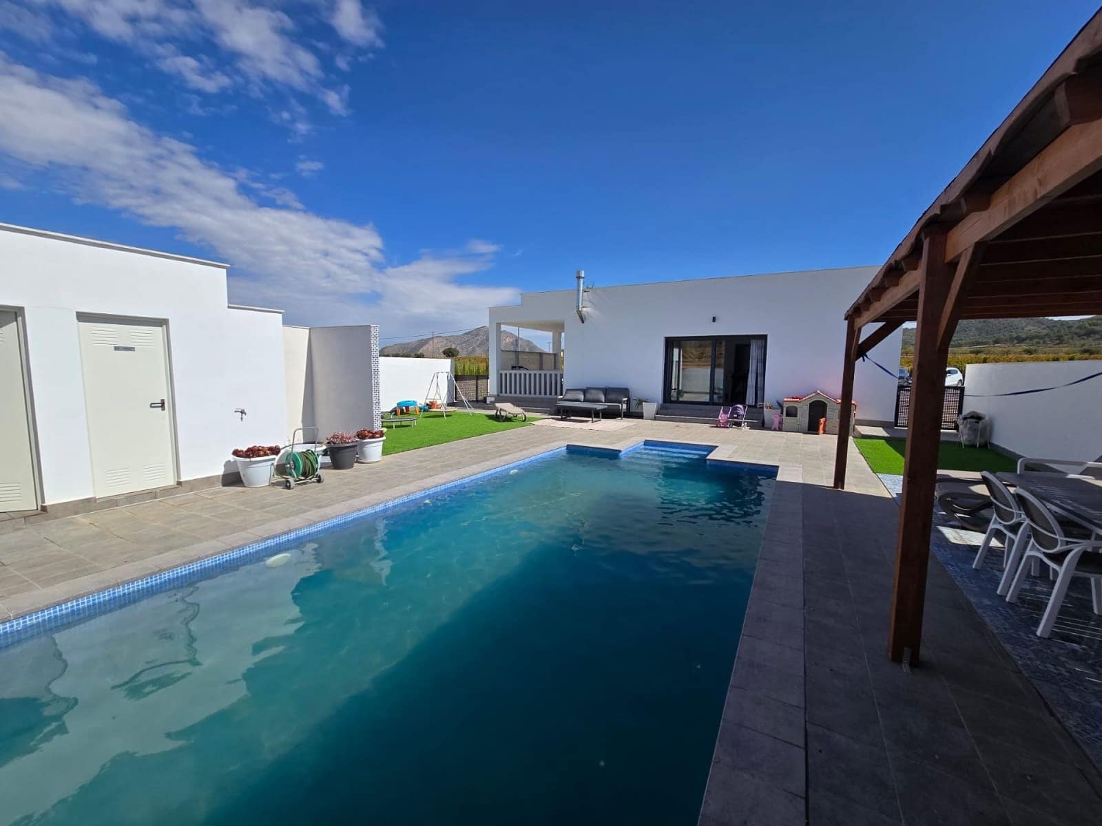 3 bedroom Villa for sale in Canada de la Lena with pool garage - € 450,000 (Ref: 10057209)