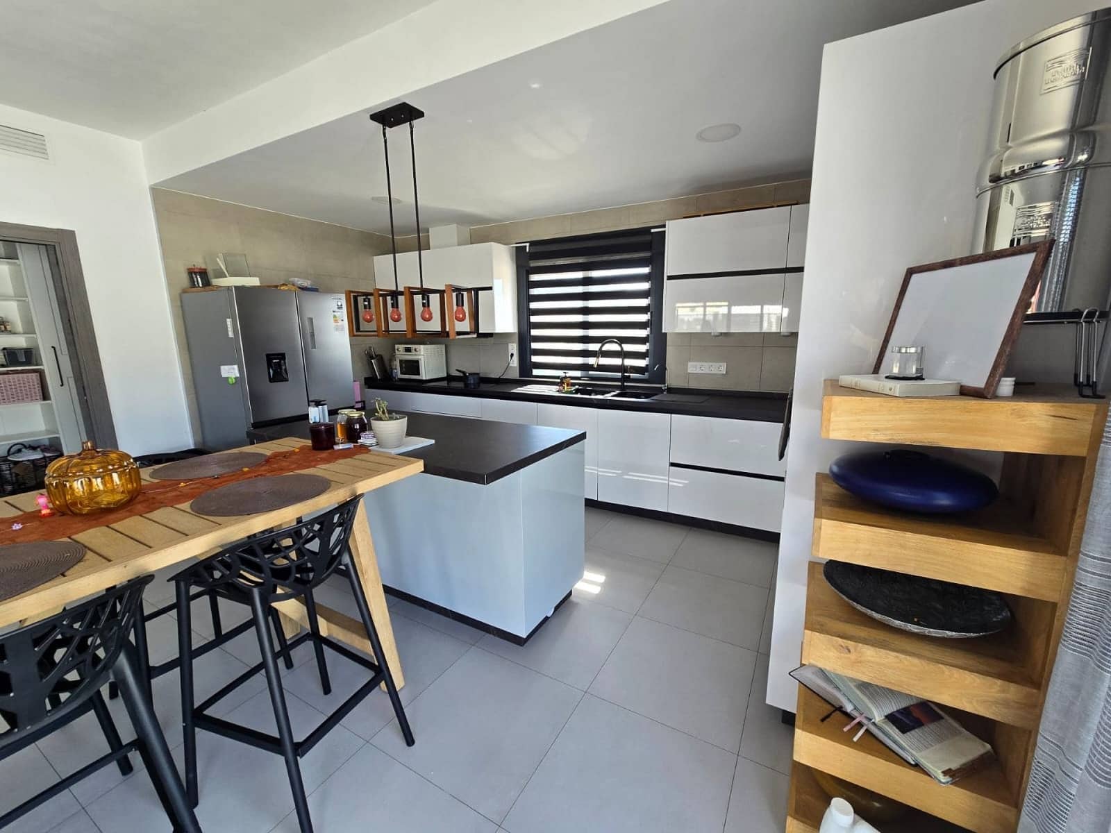 3 bedroom Villa for sale in Canada de la Lena with pool garage - € 450,000 (Ref: 10057209)
