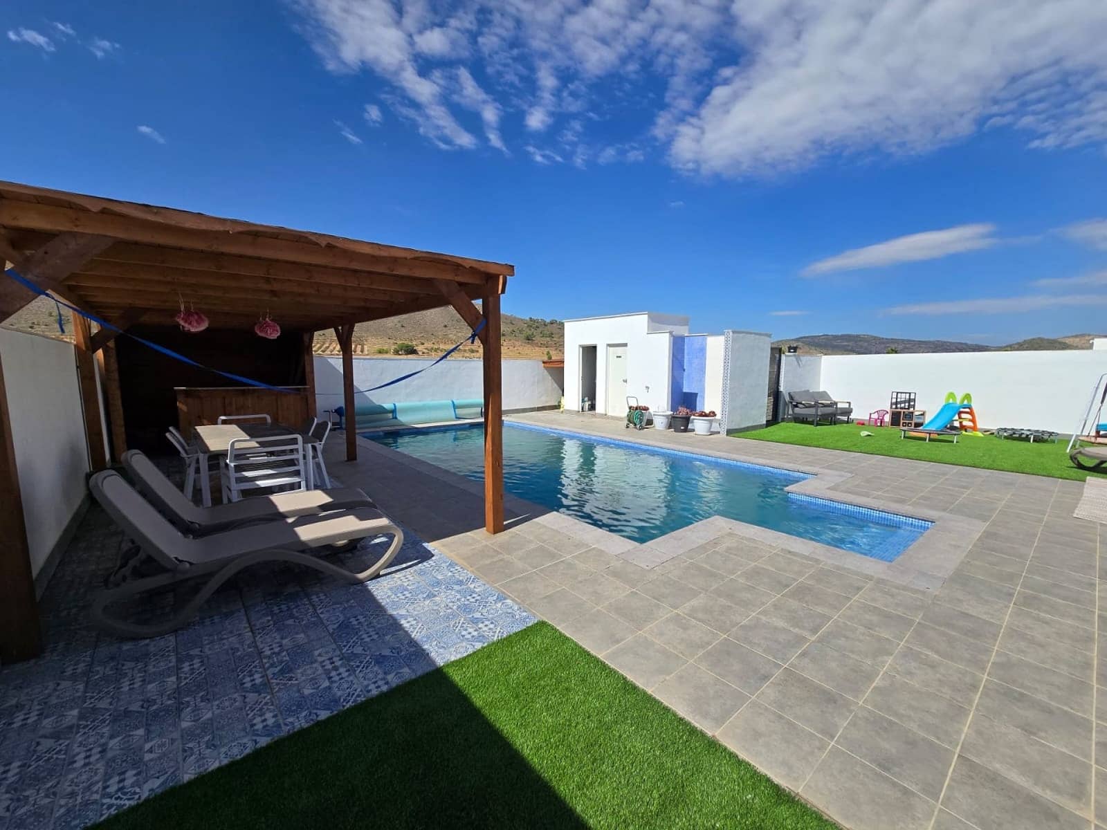 3 bedroom Villa for sale in Canada de la Lena with pool garage - € 450,000 (Ref: 10057209)