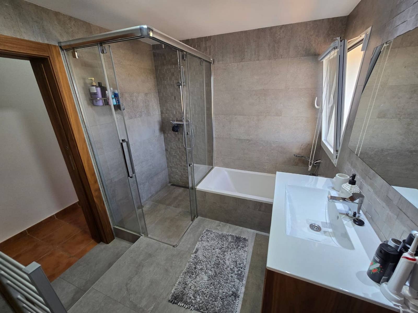 4 bedroom Villa for sale in Raspay with pool garage - € 375,000 (Ref: 10057383)