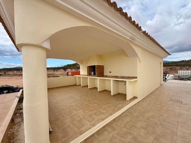 5 soverom Villa til salgs i Pinoso med svømmebasseng garasje - € 485 000 (Ref: 10073280)