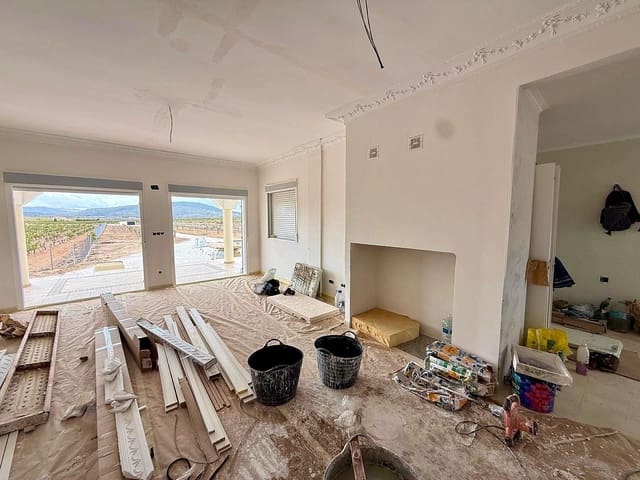 5 soverom Villa til salgs i Pinoso med svømmebasseng garasje - € 485 000 (Ref: 10073280)
