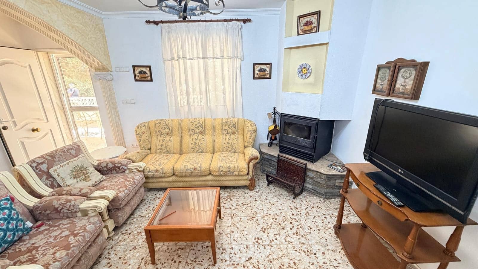 4 sypialnia Willa na sprzedaż w Crevillente / Crevillent z basenem garażem - 300 000 € (Ref: 10108796)