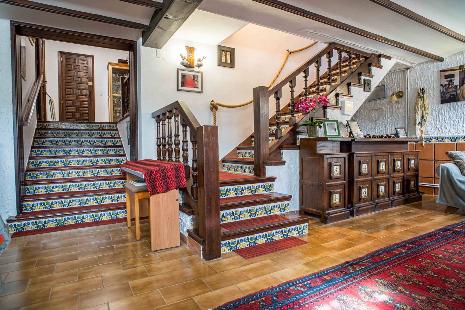 6 sypialnia Willa na sprzedaż w Petrel / Petrer z basenem garażem - 495 000 € (Ref: 10114450)