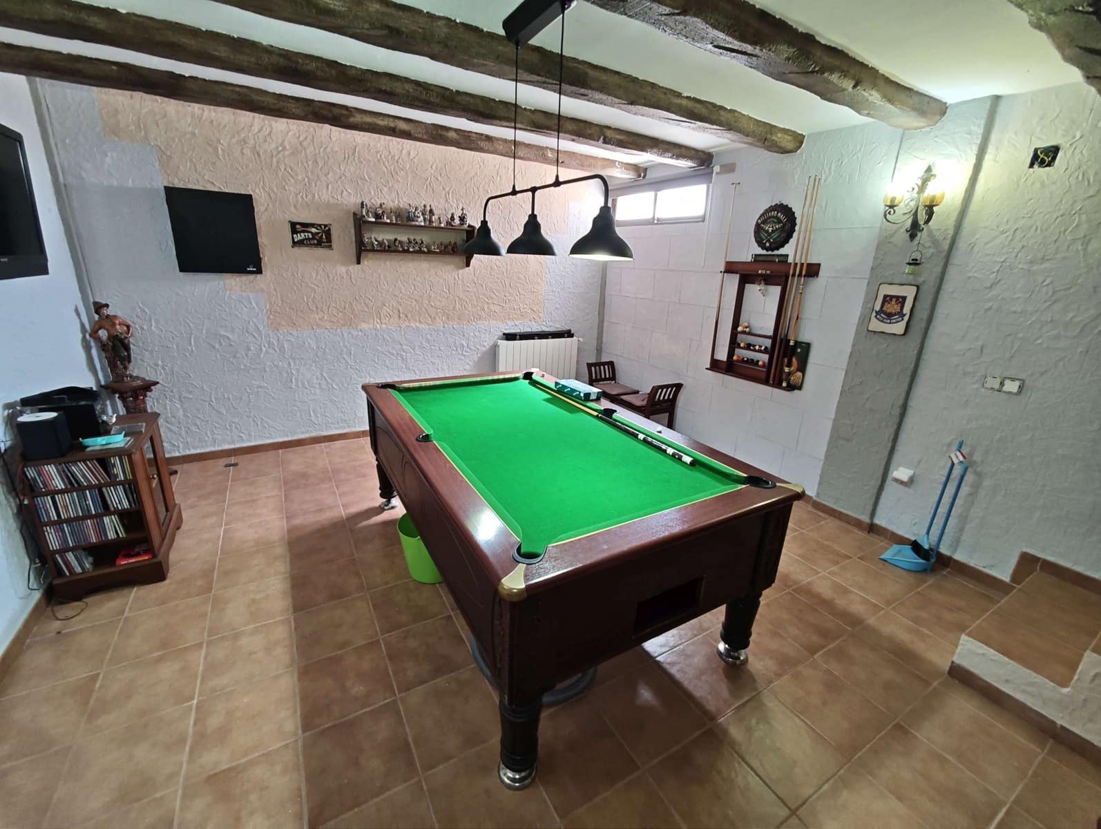 Chalet de 4 habitaciones en Pinoso en venta con piscina garaje - 499.995 € (Ref: 10120315)
