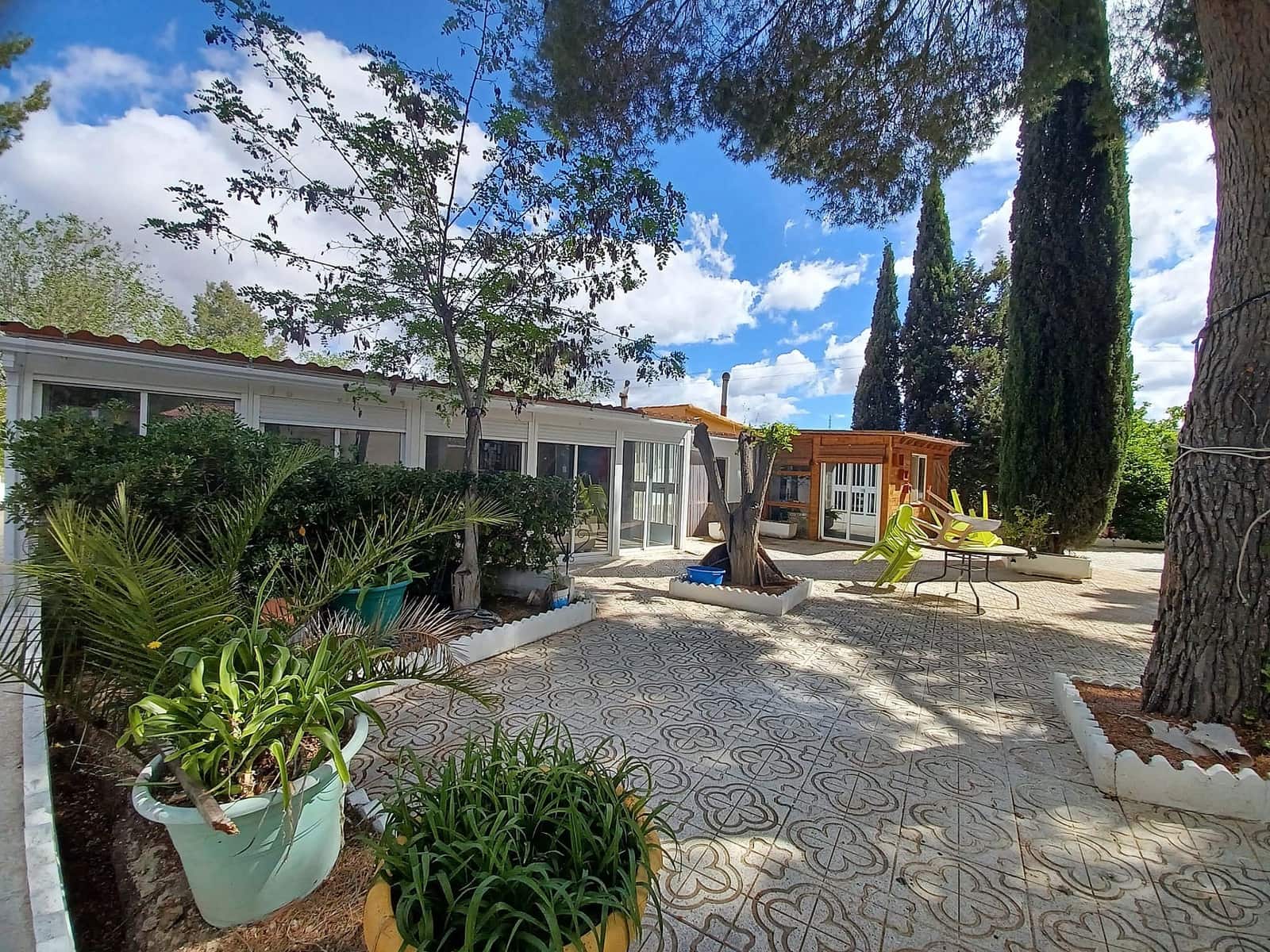 Chalet de 5 habitaciones en Sax en venta con piscina - 319.995 € (Ref: 10120317)