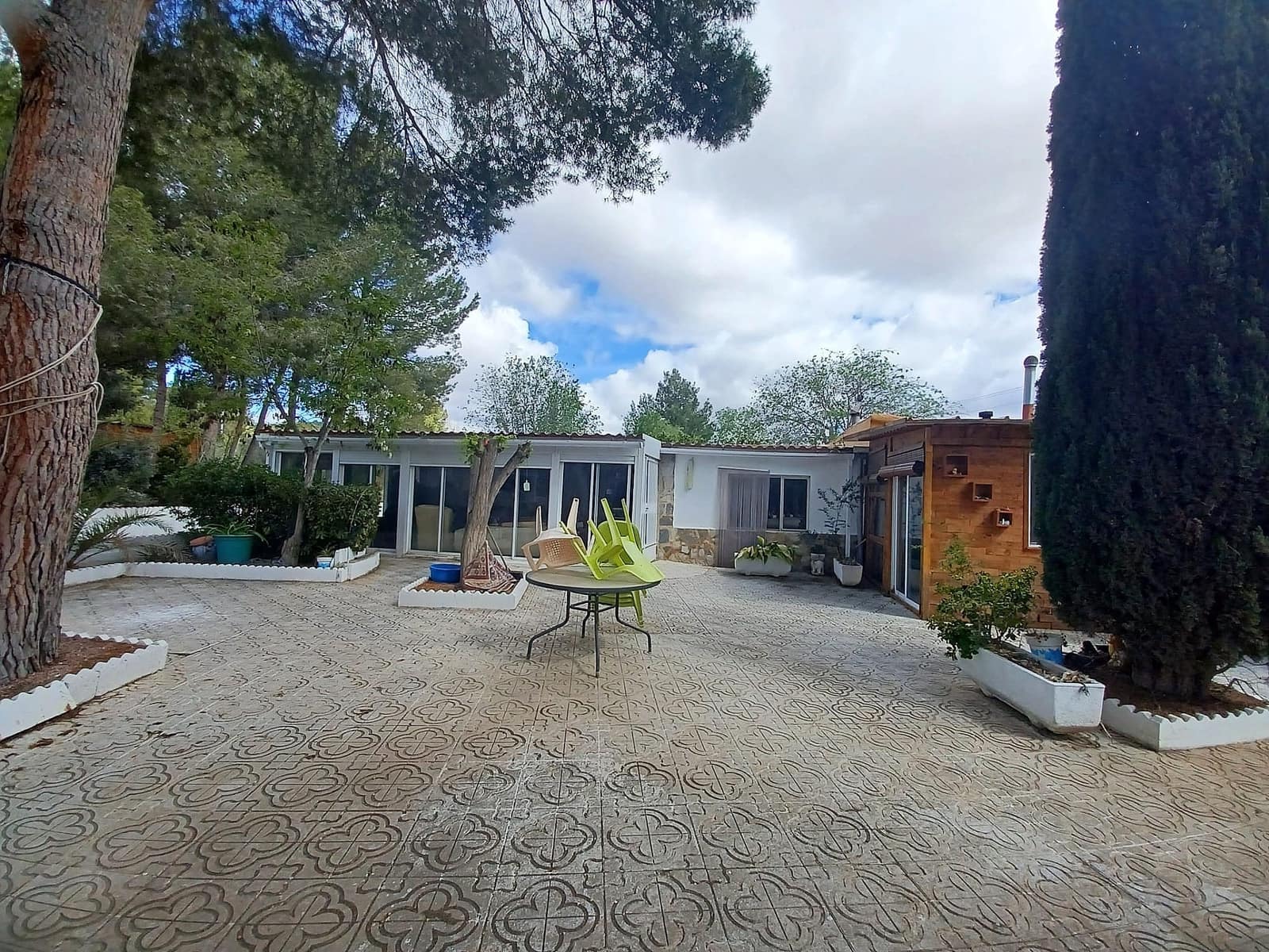 Chalet de 5 habitaciones en Sax en venta con piscina - 319.995 € (Ref: 10120317)