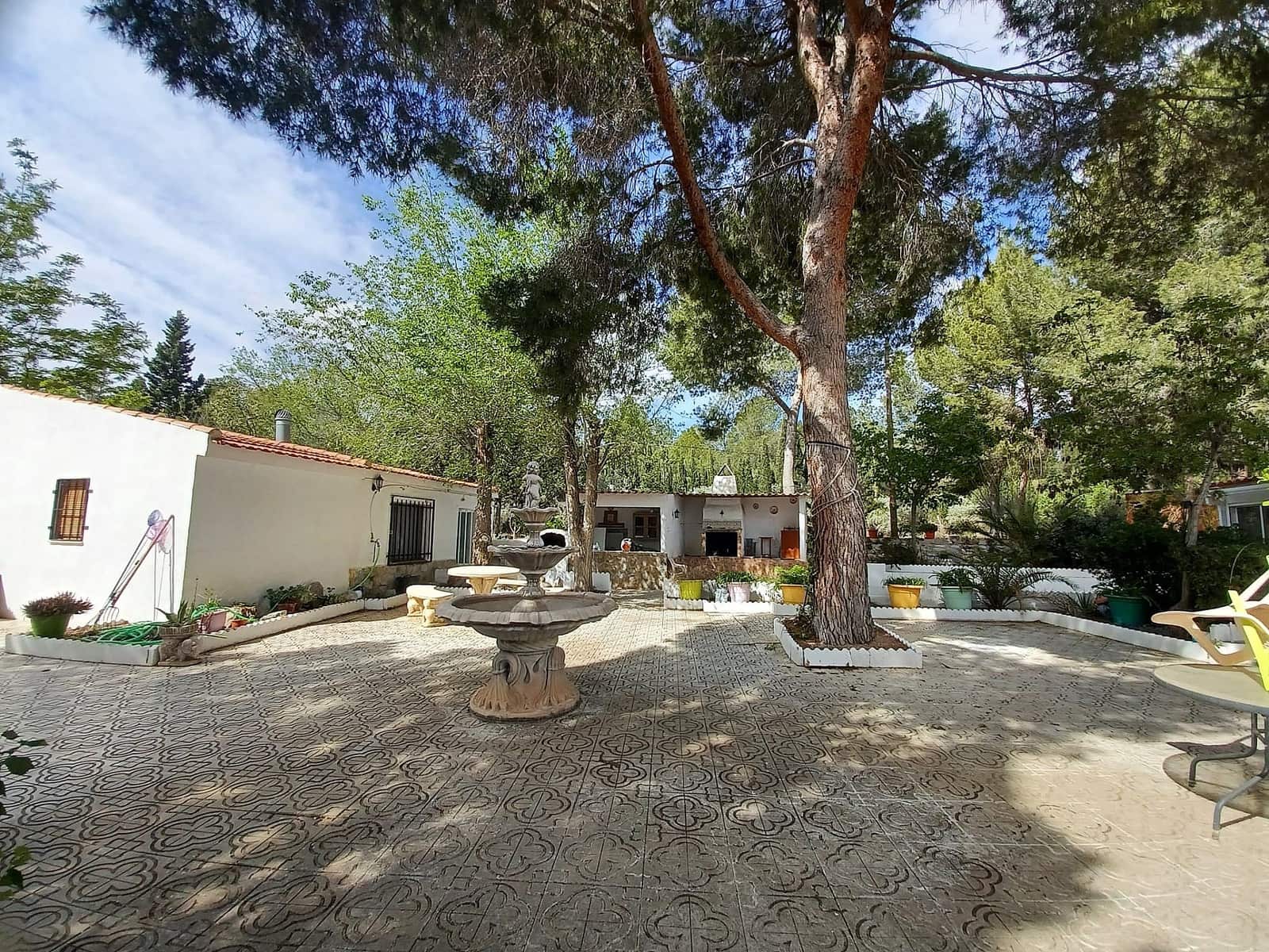 Chalet de 5 habitaciones en Sax en venta con piscina - 319.995 € (Ref: 10120317)