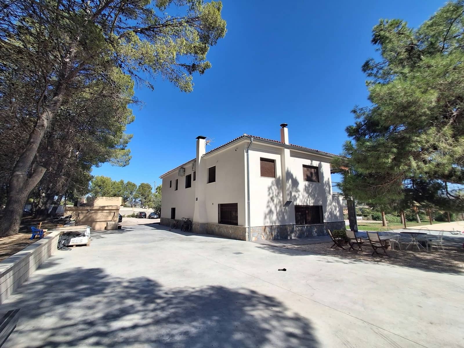 7 quarto Moradia para venda em Sax com piscina garagem - 599 000 € (Ref: 10123424)