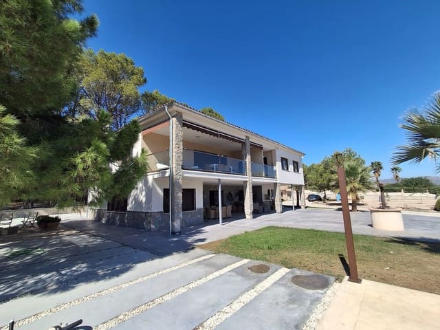 7 quarto Moradia para venda em Sax com piscina garagem - 599 000 € (Ref: 10123424)