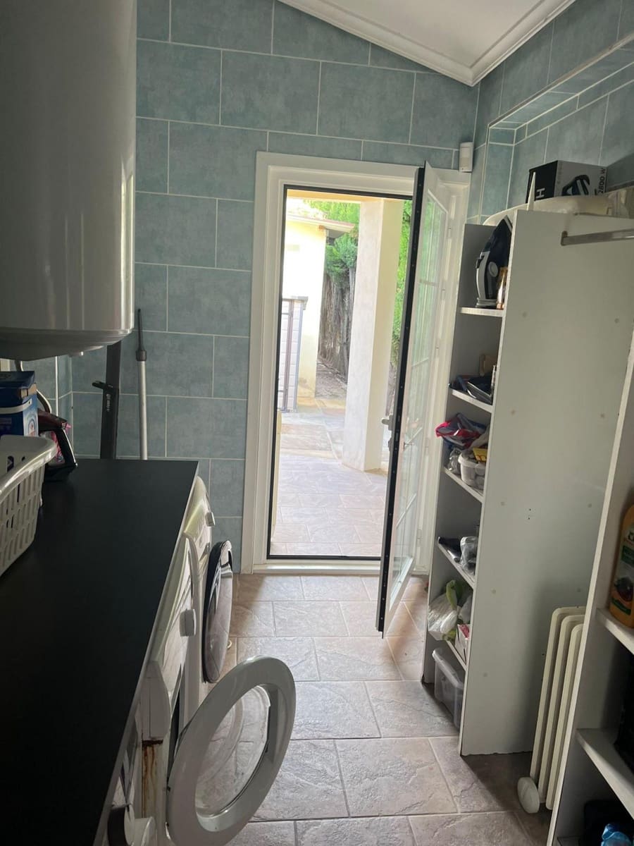 Chalet de 6 habitaciones en Heredades en venta con piscina garaje - 595.000 € (Ref: 10136443)
