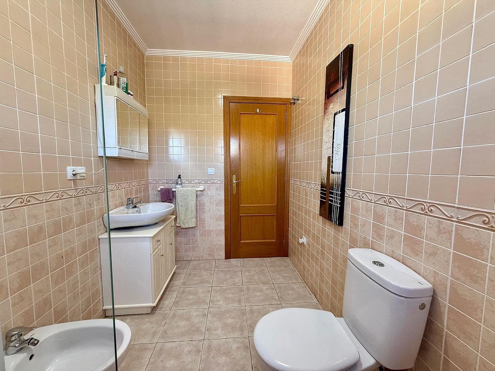 4 bedroom Villa for sale in Pinoso with pool garage - € 365,000 (Ref: 10154587)