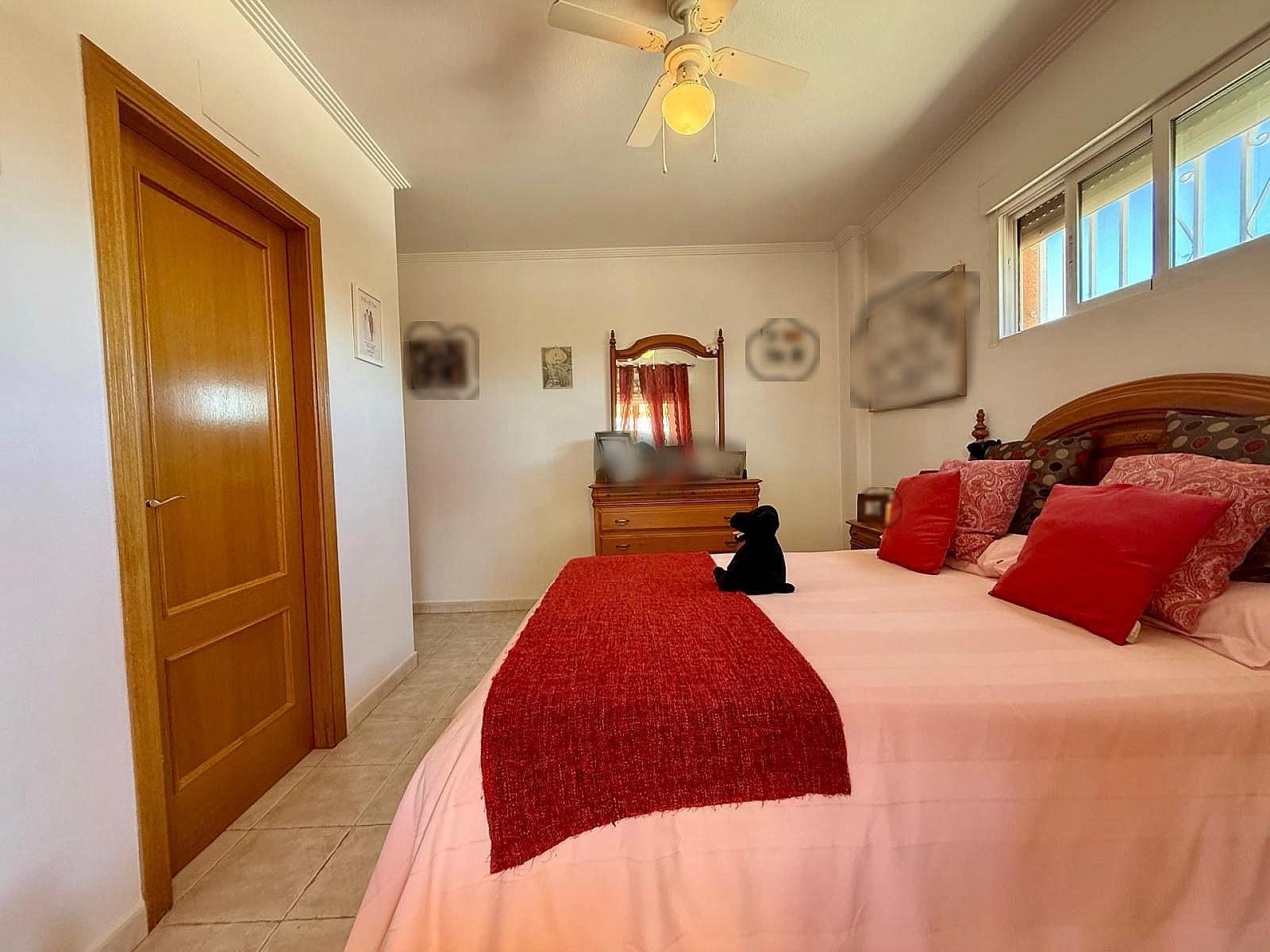 4 bedroom Villa for sale in Pinoso with pool garage - € 365,000 (Ref: 10154587)