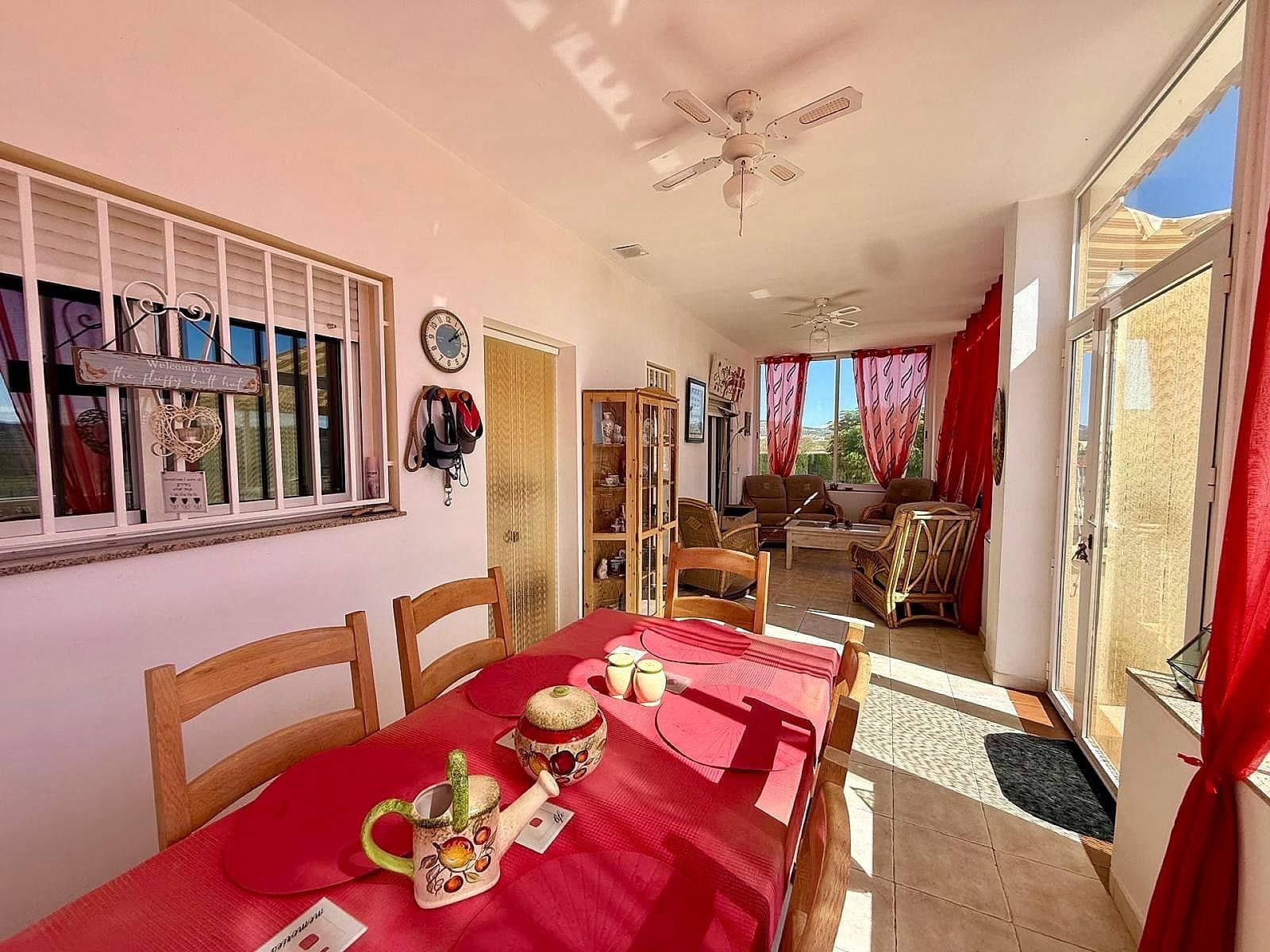 4 bedroom Villa for sale in Pinoso with pool garage - € 365,000 (Ref: 10154587)