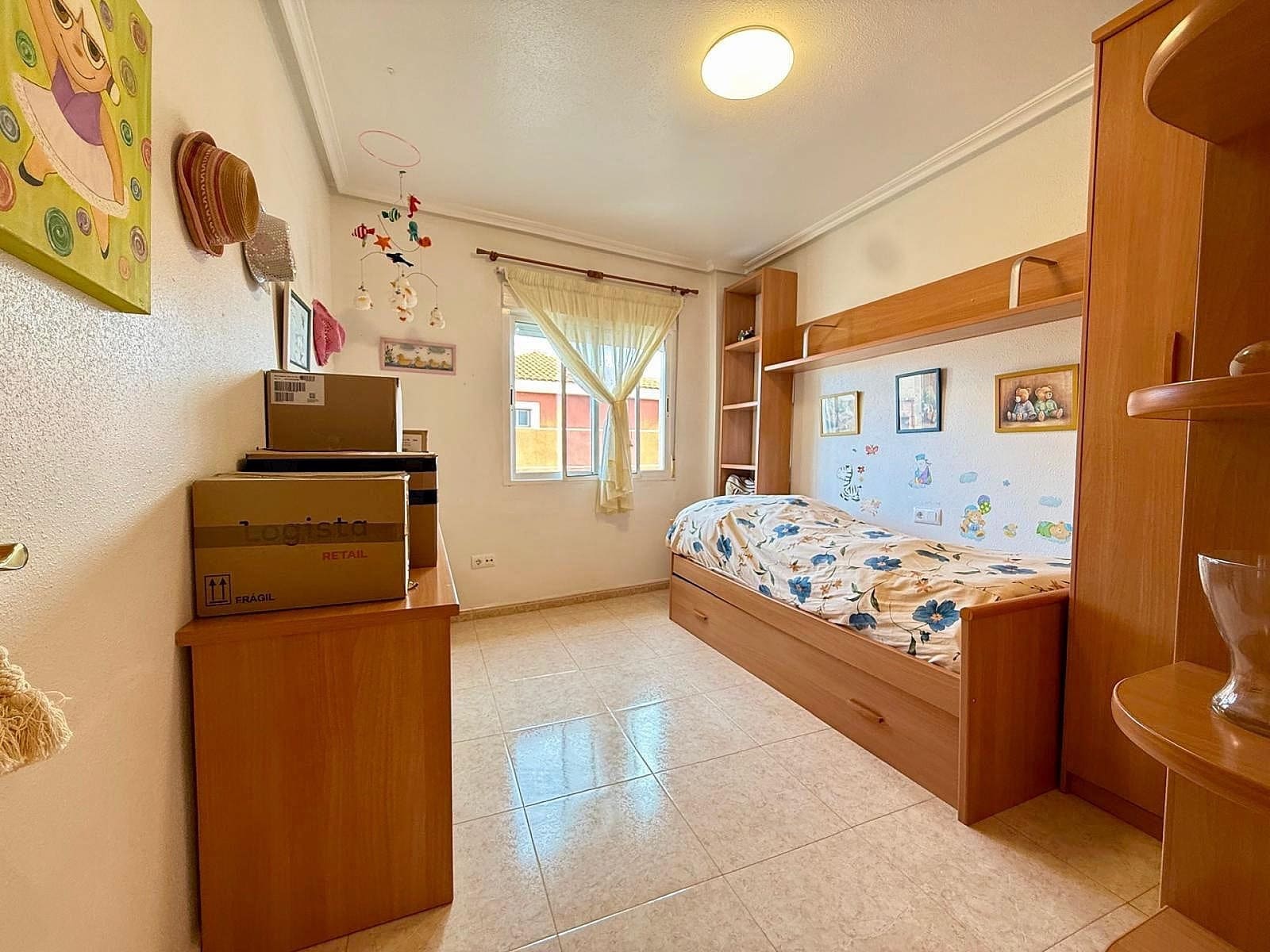 3 soveværelse Byhus til salg i Pinoso med garage - € 199.999 (Ref: 10154590)