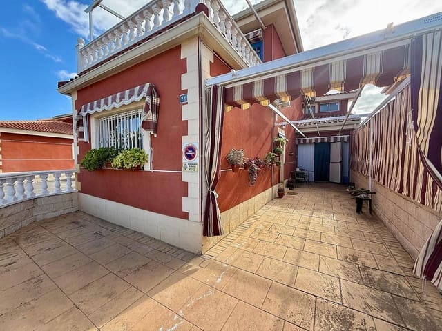 3 soverom Hus til salgs i Pinoso med garasje - € 199 999 (Ref: 10154590)