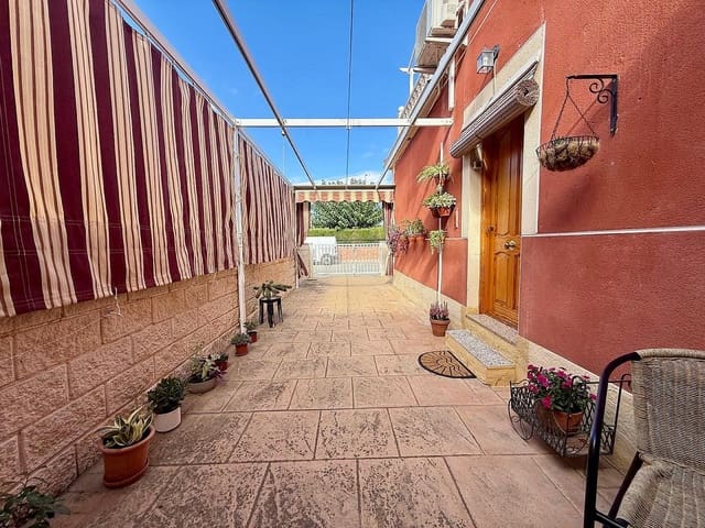 3 soverom Hus til salgs i Pinoso med garasje - € 199 999 (Ref: 10154590)