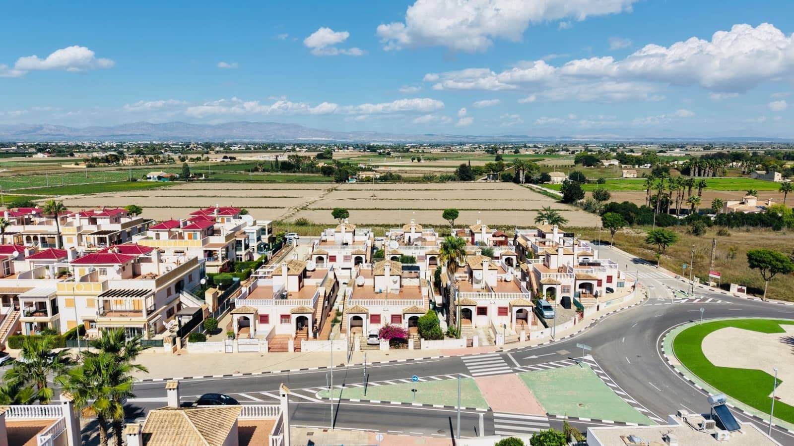 2 quarto Moradia Geminada para venda em Daya Vieja com piscina - 179 000 € (Ref: 10157224)