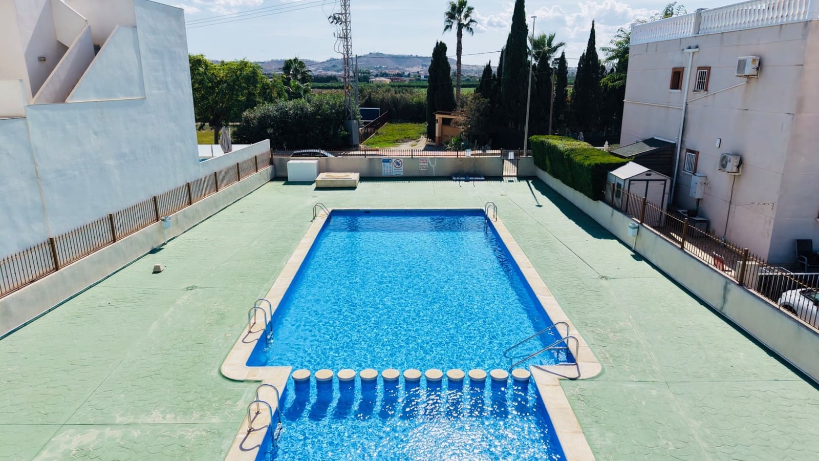 2 quarto Moradia Geminada para venda em Daya Vieja com piscina - 179 000 € (Ref: 10157224)
