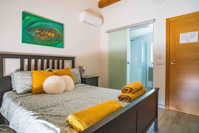 Finca/Casa Rural de 5 habitaciones en Pinoso en venta con piscina garaje - 578.000 € (Ref: 10166089)