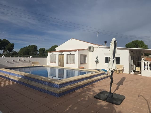 5 soverom Villa til salgs i Las Virtudes, Villena med svømmebasseng garasje - € 299 995 (Ref: 10166961)