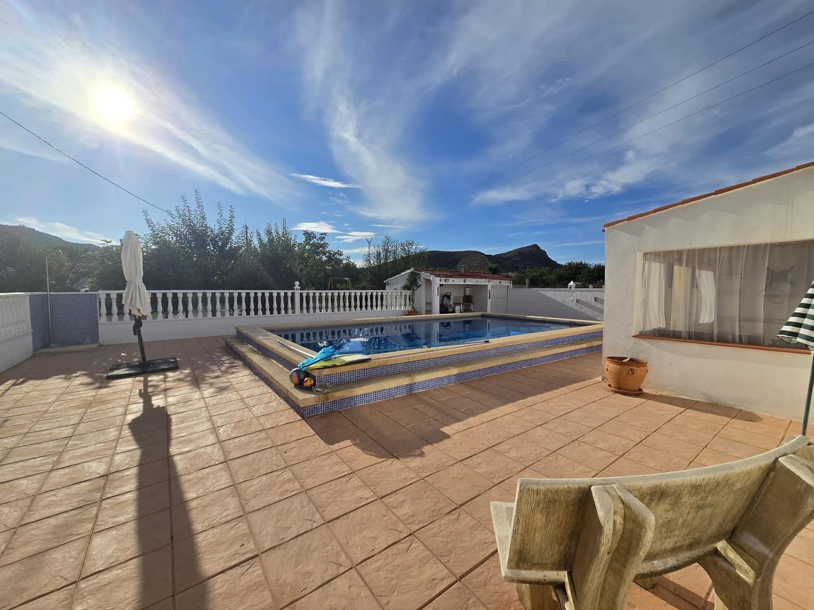 5 bedroom Villa for sale in Villena with pool garage - € 299,995 (Ref: 10166961)