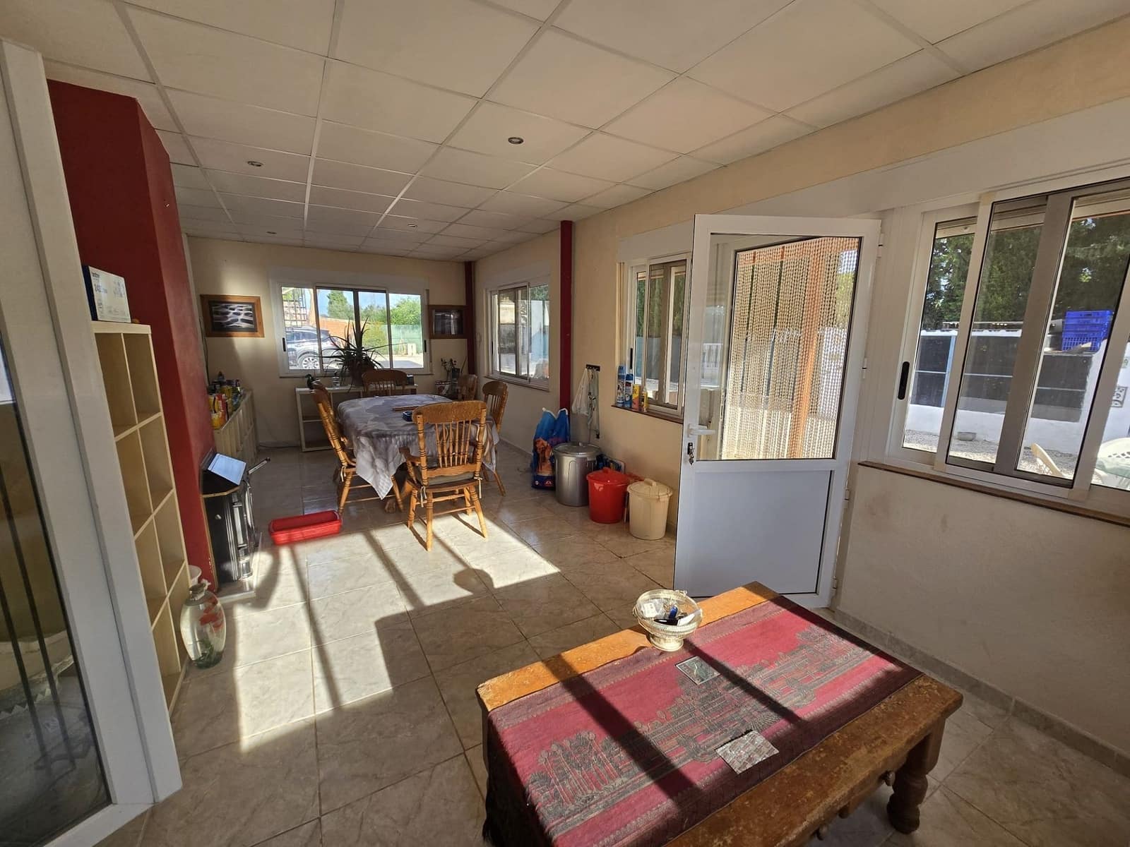 5 bedroom Villa for sale in Villena with pool garage - € 299,995 (Ref: 10166961)