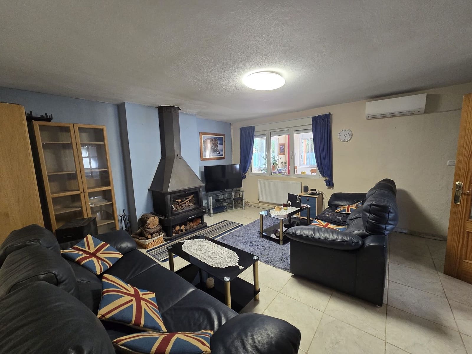 5 bedroom Villa for sale in Villena with pool garage - € 299,995 (Ref: 10166961)
