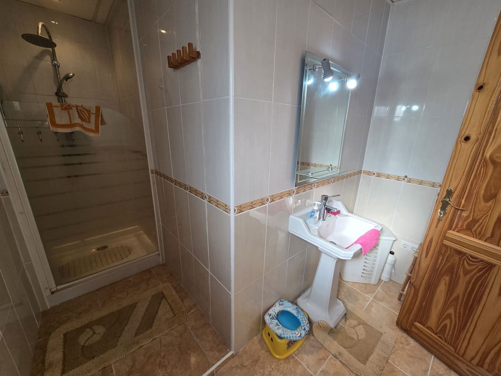 5 bedroom Villa for sale in Villena with pool garage - € 299,995 (Ref: 10166961)
