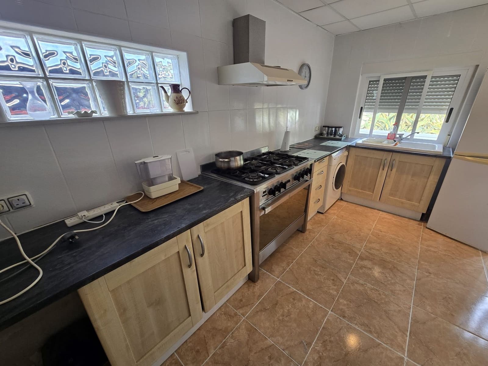 5 bedroom Villa for sale in Villena with pool garage - € 299,995 (Ref: 10166961)