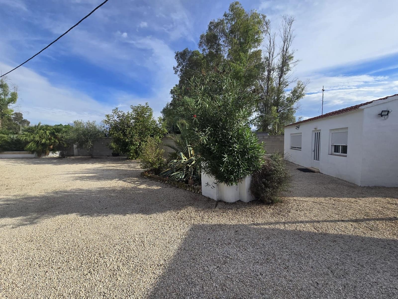 5 bedroom Villa for sale in Villena with pool garage - € 299,995 (Ref: 10166961)