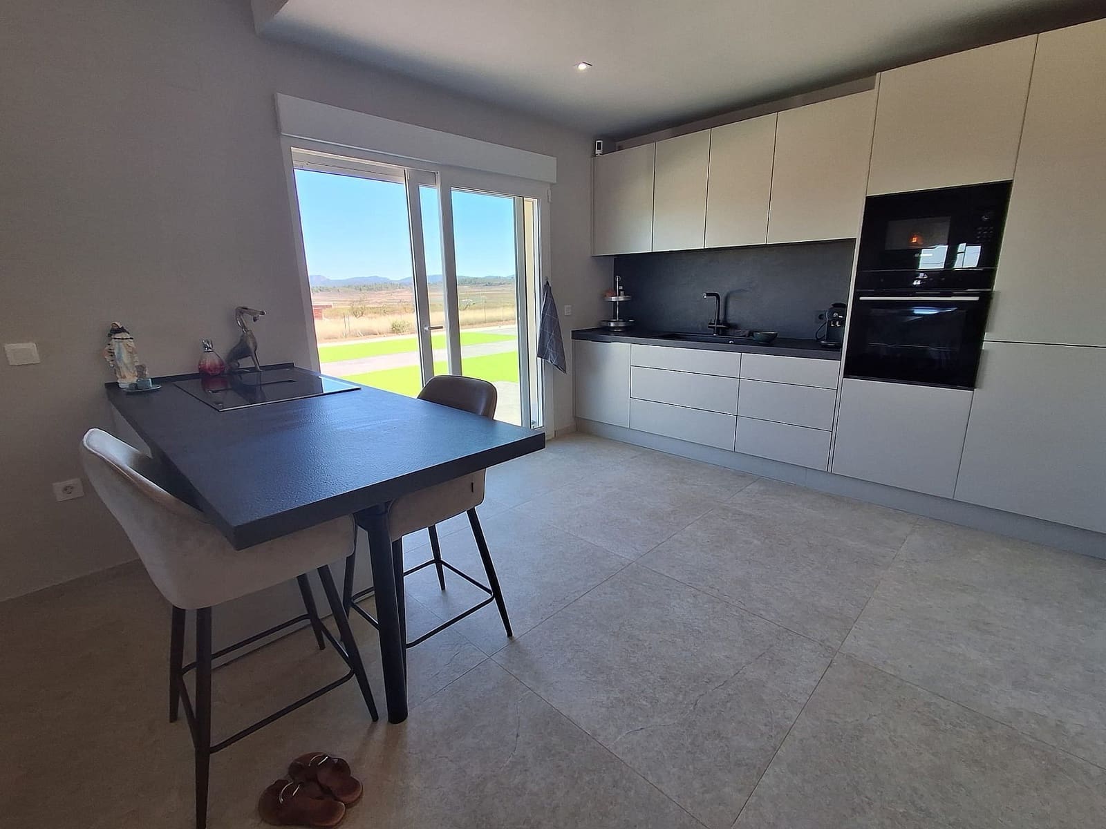 2 soveværelse Villa til salg i Pinoso med swimmingpool garage - € 389.995 (Ref: 10170530)