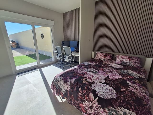 2 sypialnia Willa na sprzedaż w Pinoso z basenem garażem - 389 995 € (Ref: 10170530)