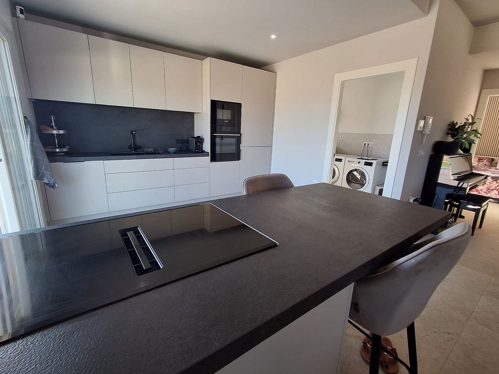 2 soveværelse Villa til salg i Pinoso med swimmingpool garage - € 389.995 (Ref: 10170530)