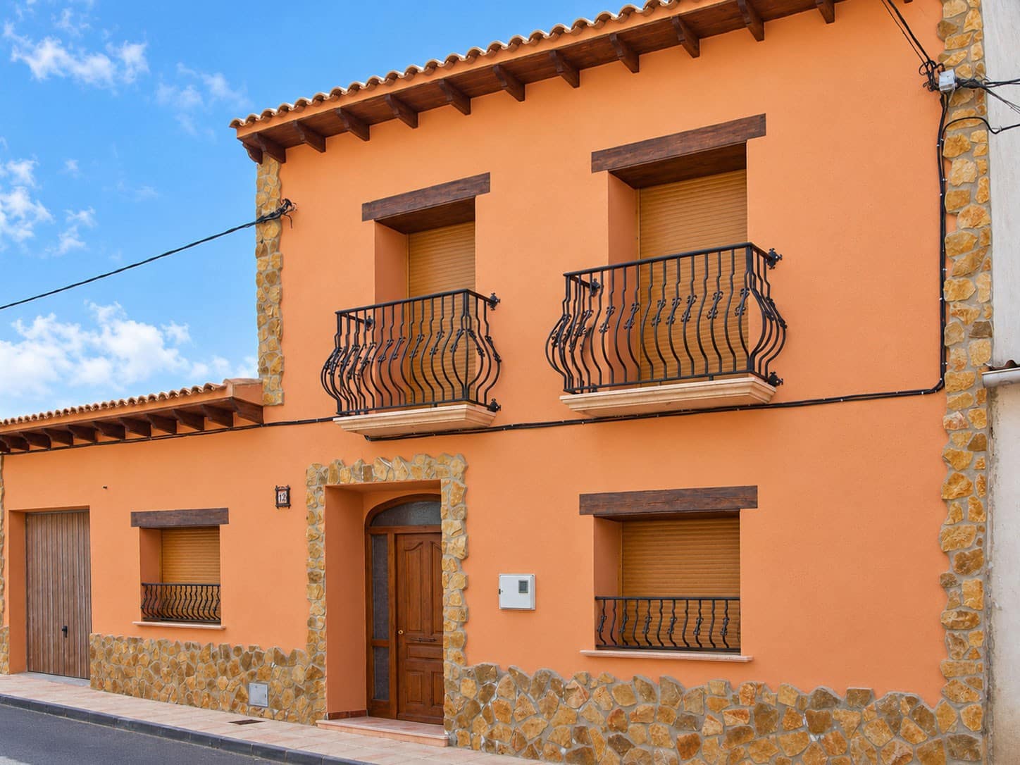 3 slaapkamer Huis te koop in Pinoso met garage - € 415.000 (Ref: 10179415)