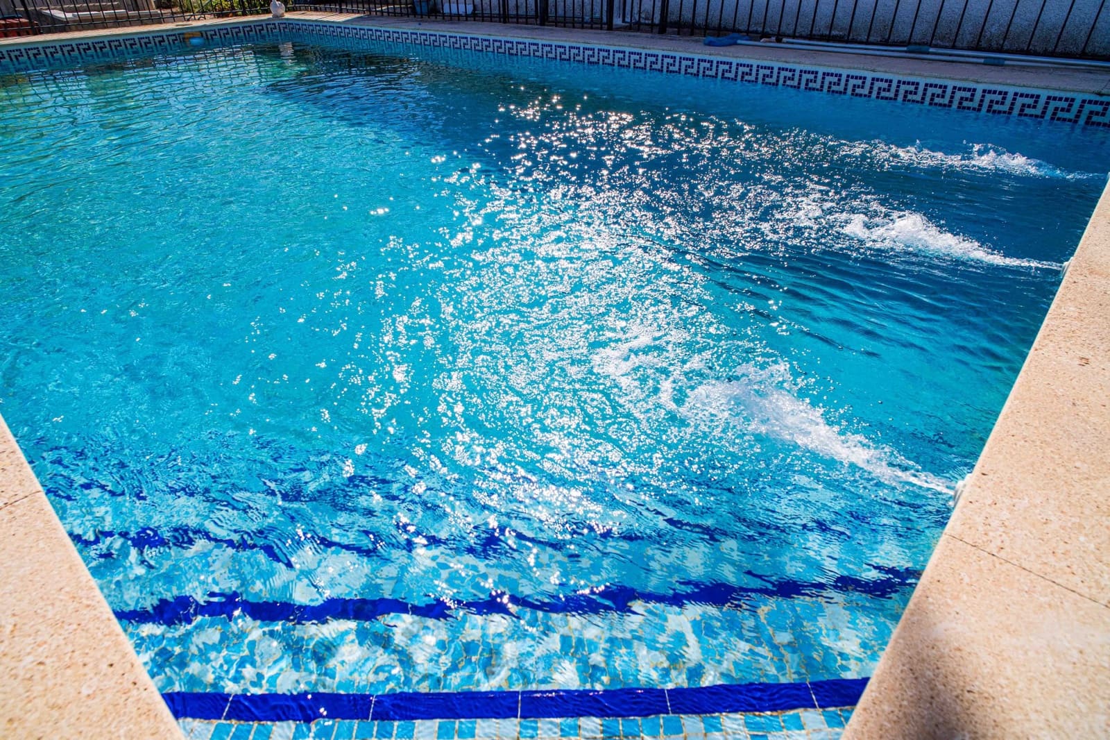 4 bedroom Villa for sale in La Romana with pool - € 220,000 (Ref: 10182486)