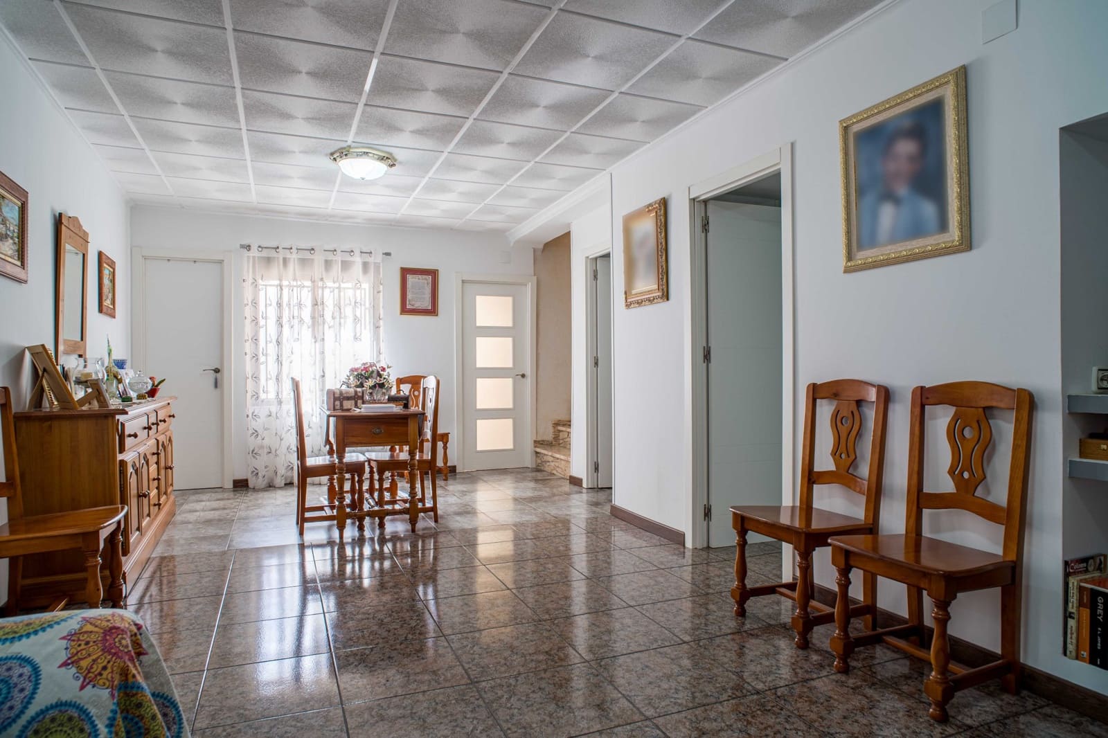 Casa de 6 habitaciones en Pinoso en venta con garaje - 210.000 € (Ref: 10182487)